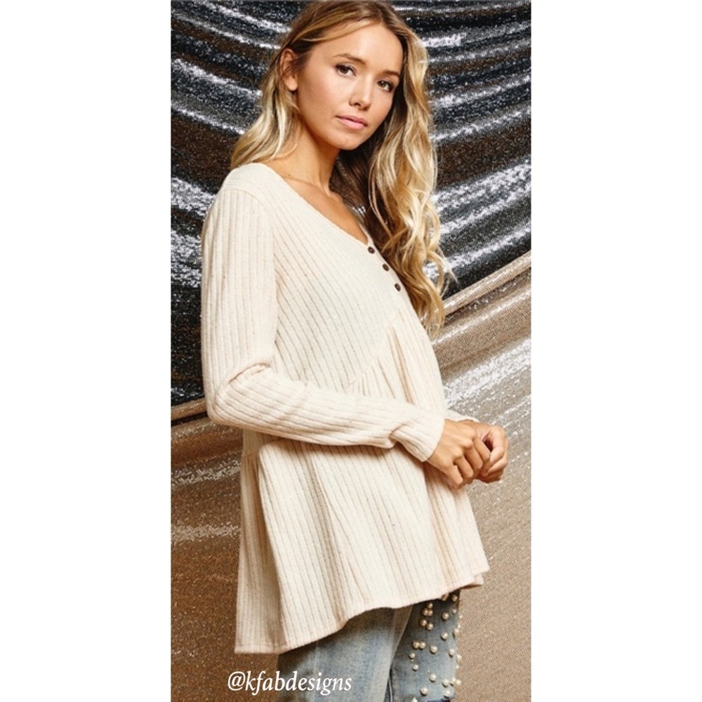 LAST 1! Ces Femme V Neck Ribbed Soft Flowy Top with tiny sparkles! - Picture 3 of 5
